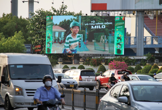 Led - Quân Khu 7, Hồ Chí Minh